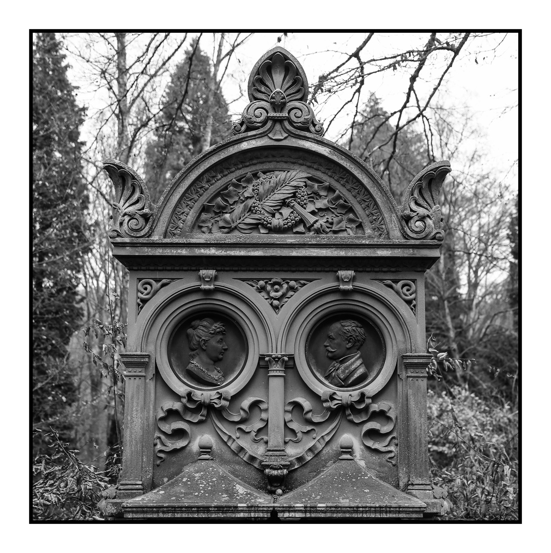 Wiesbaden Nordfriedhof...25