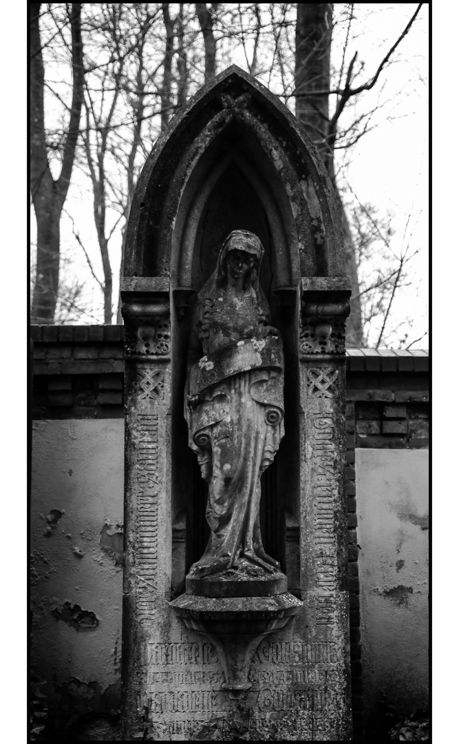 Wiesbaden Nordfriedhof...35