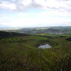 Wiese mit Blick aufs dorf