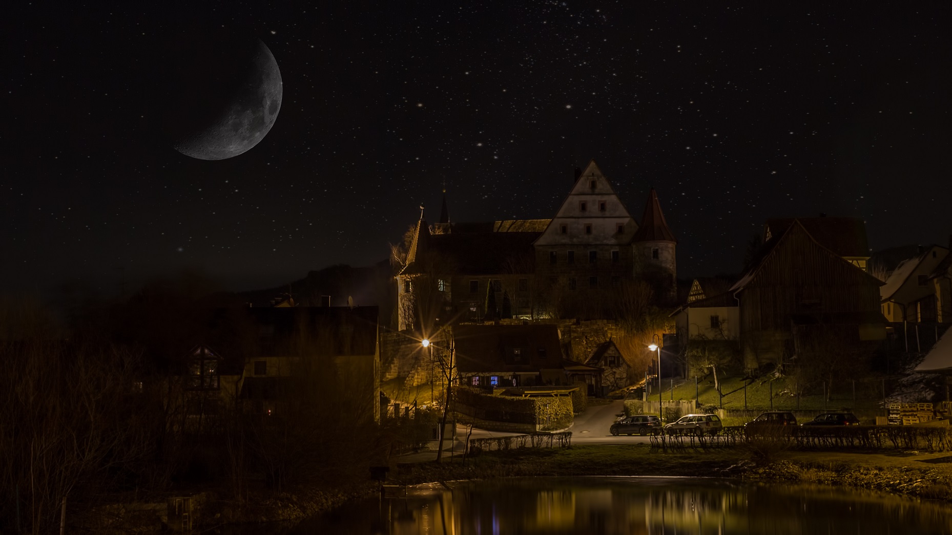 Wiesenthau bei Nacht