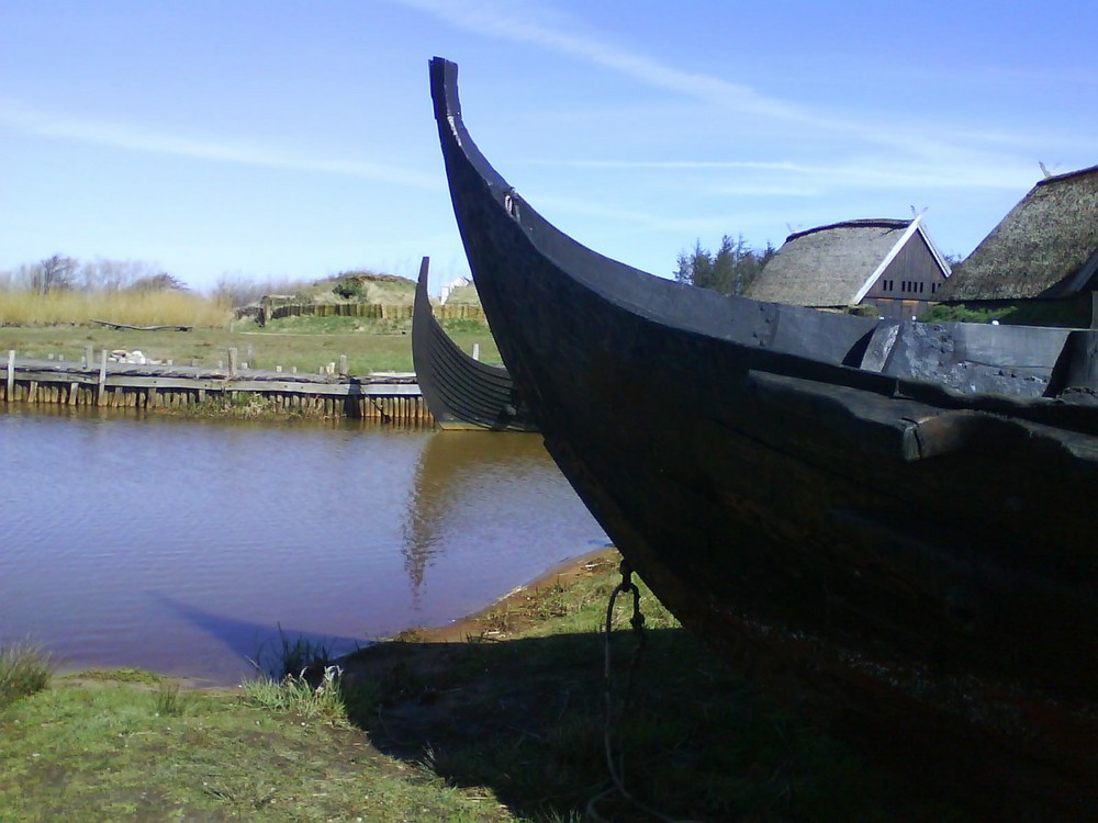 wikingerboote in bork havn