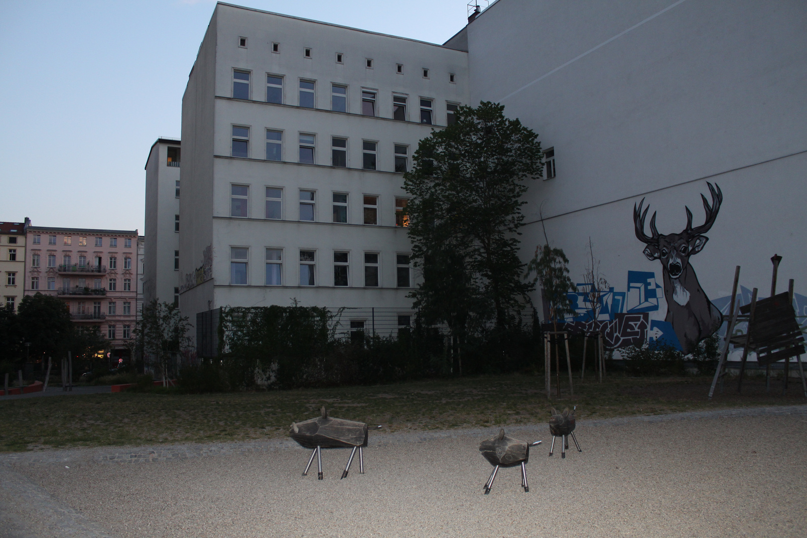 WILD im Hinterhof KEILEREI