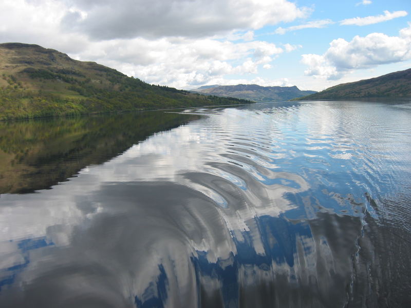 Wilde Brandung in Schottland