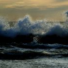 Wilde Ostsee am Abend