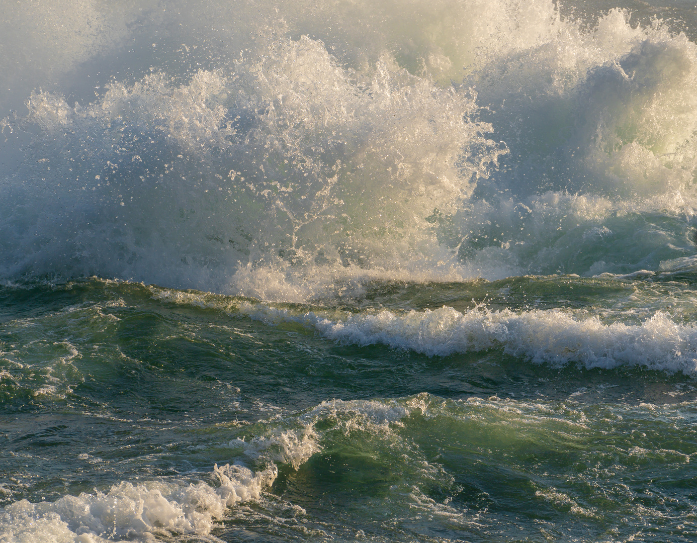 Wildes Wasser am Rheinfall 