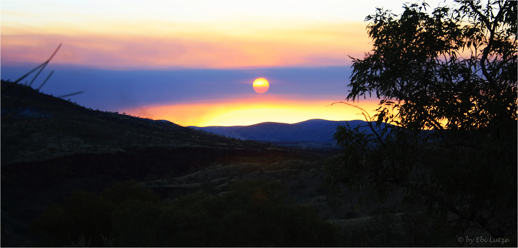 *** Wildfire Sunset Munjina Gorge***