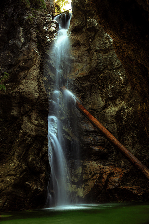 Wildwasserfall im August by bluecarpet 