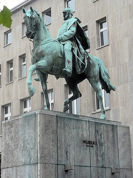 Wilhelm I. Denkmal in Essen von Markus Faroß im August 2012!