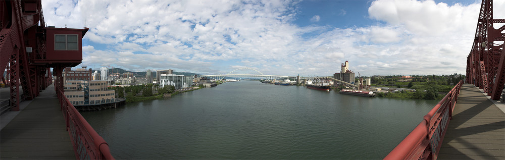 willamette channel avenue panorama