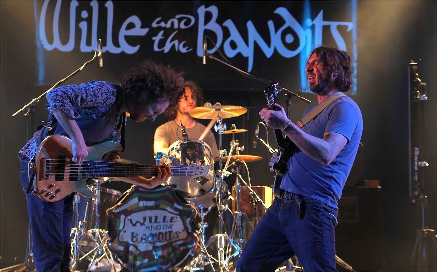 Wille and the Bandits (UK)