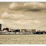 Willemsbrücke in Rotterdam