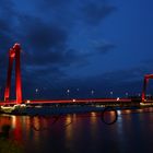 Willemsbrug bei Nacht