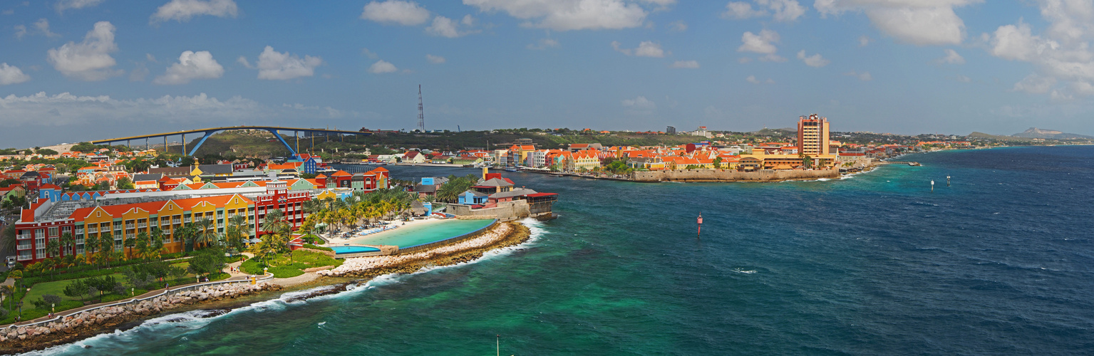 Willemstad Curacao, harbour entrance
