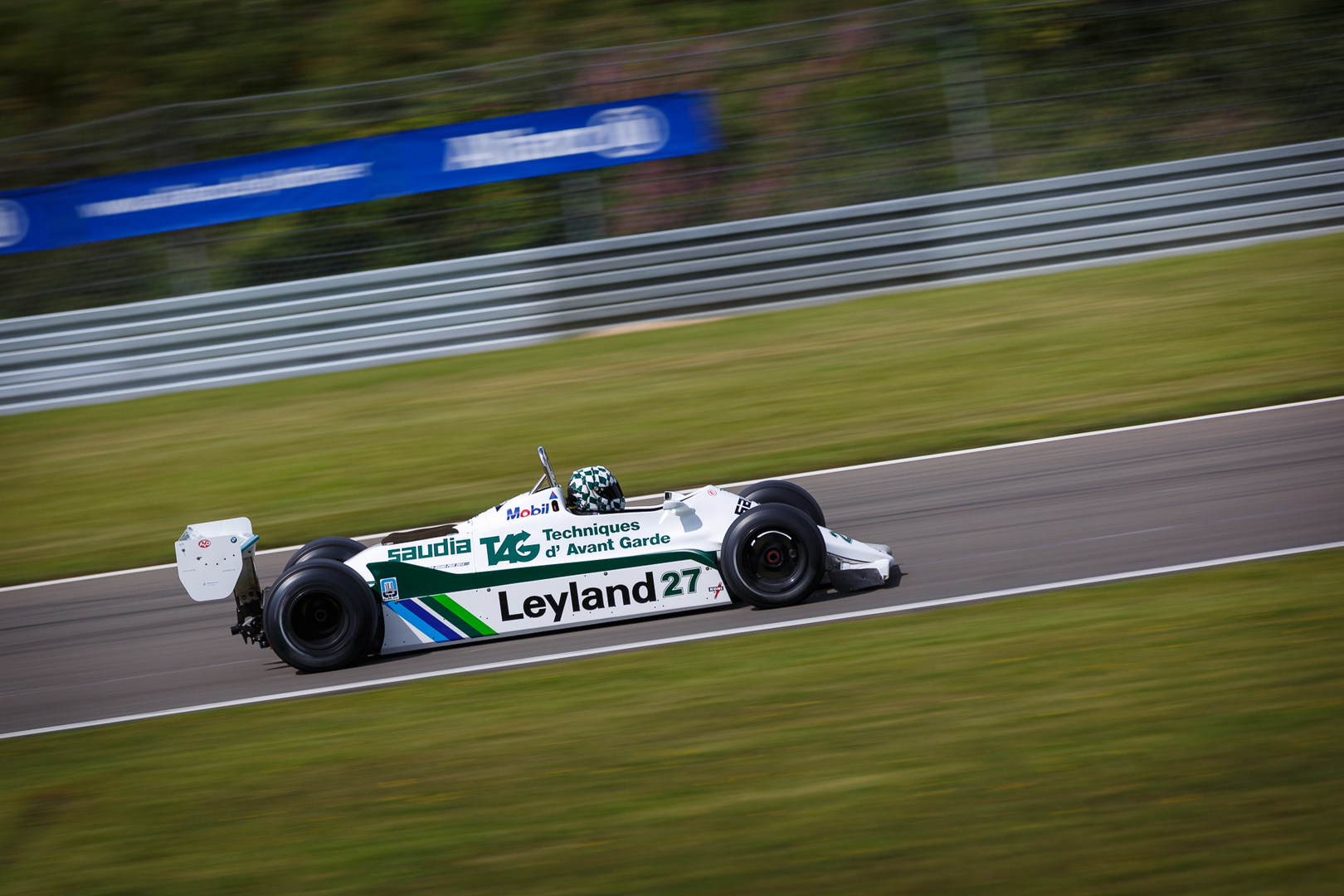 Williams FW07/B