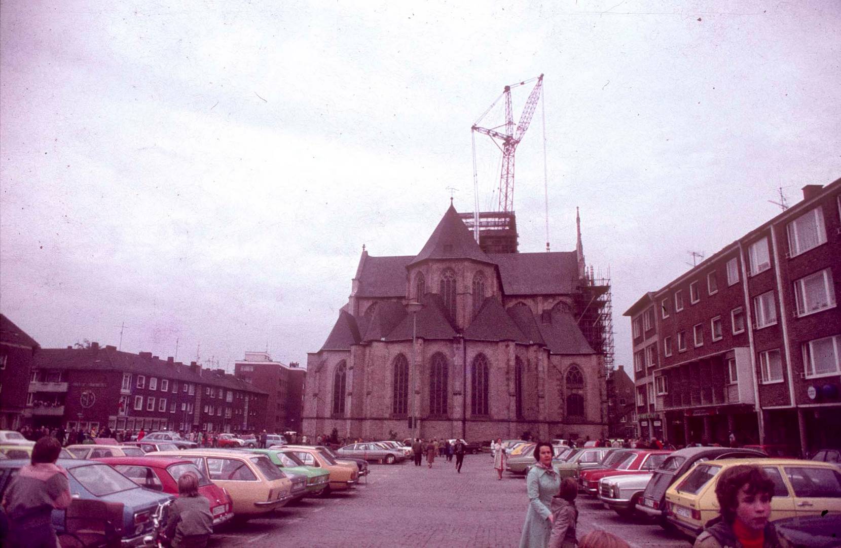 Willibrordidom in Wesel erhält neue Spitze, 1978 #2