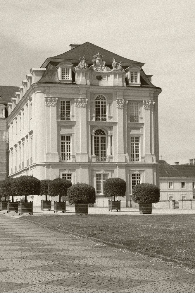 Willkommen auf Schloss Brühl