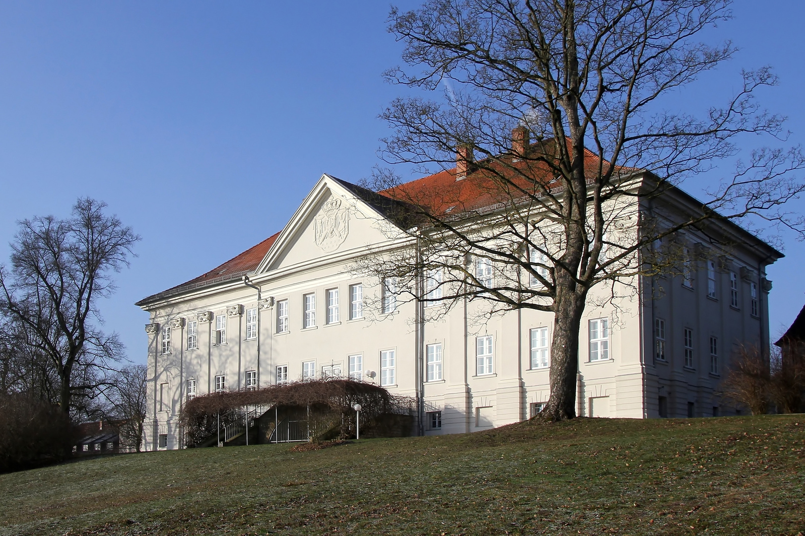 Willkommen auf Schloss Hohenzieritz