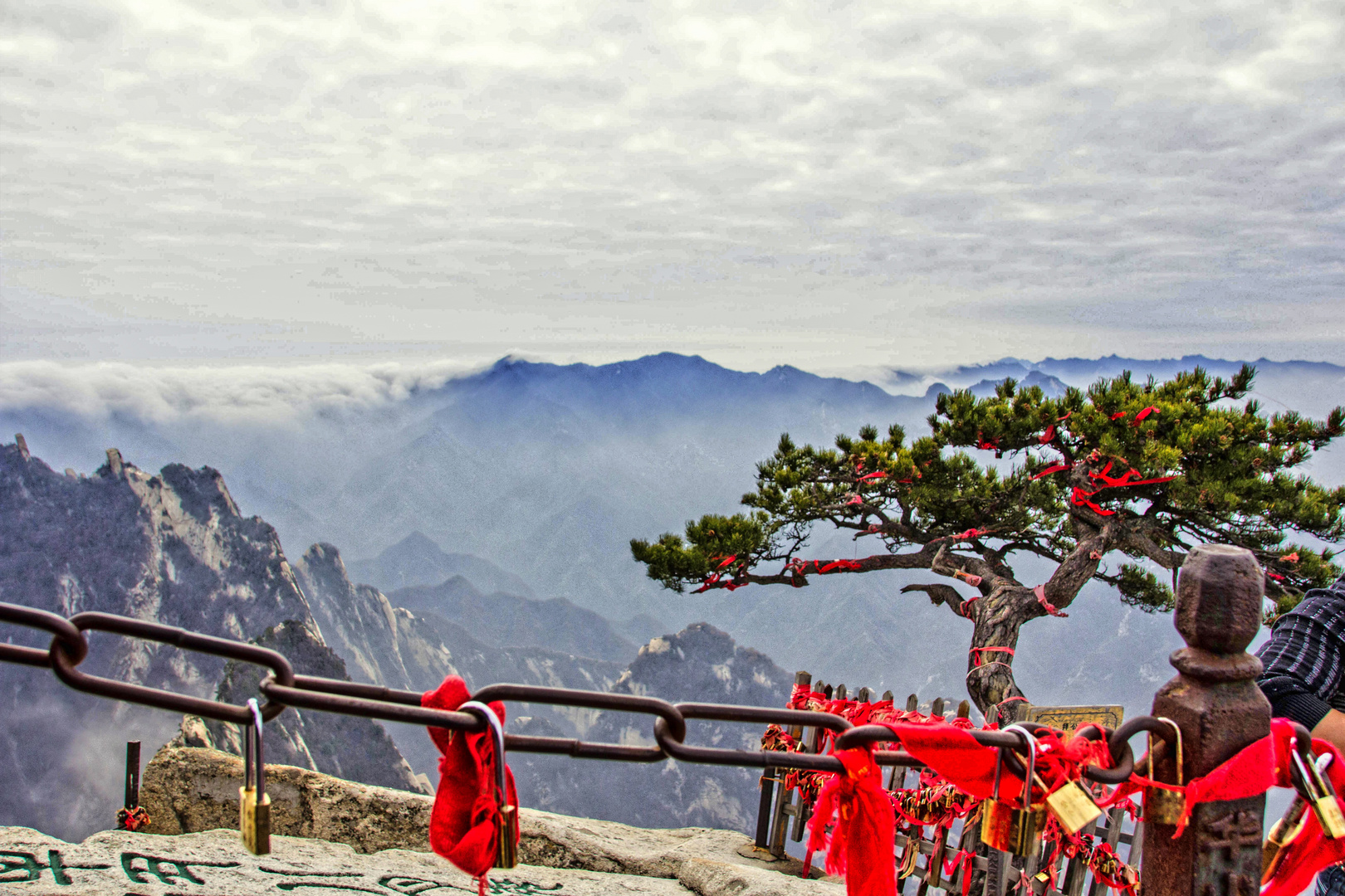 ...willkommen im Hua-Shan Gebirge