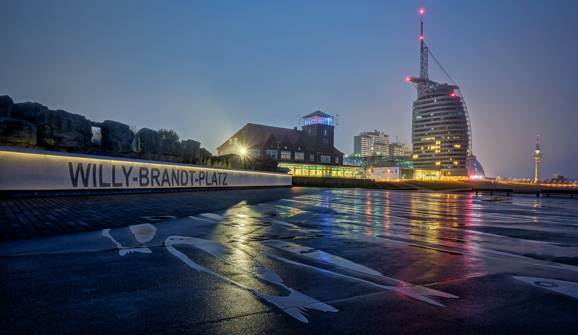 WILLY-BRANDT-PLATZ