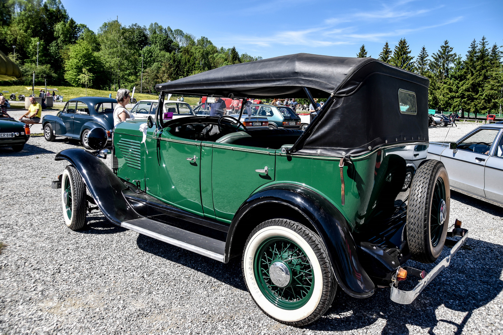 Willys 90 Silver Streak