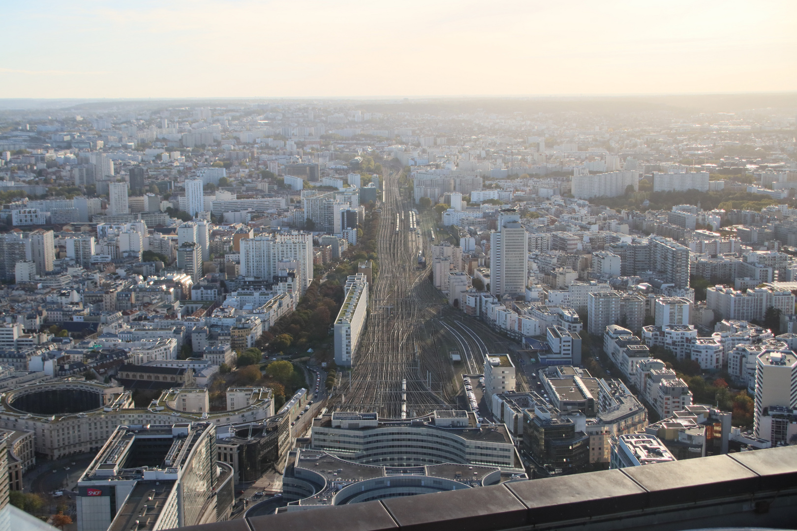 Wimmelbild Paris 