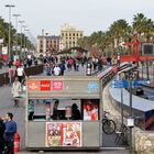 Wimmelbild: Promenade