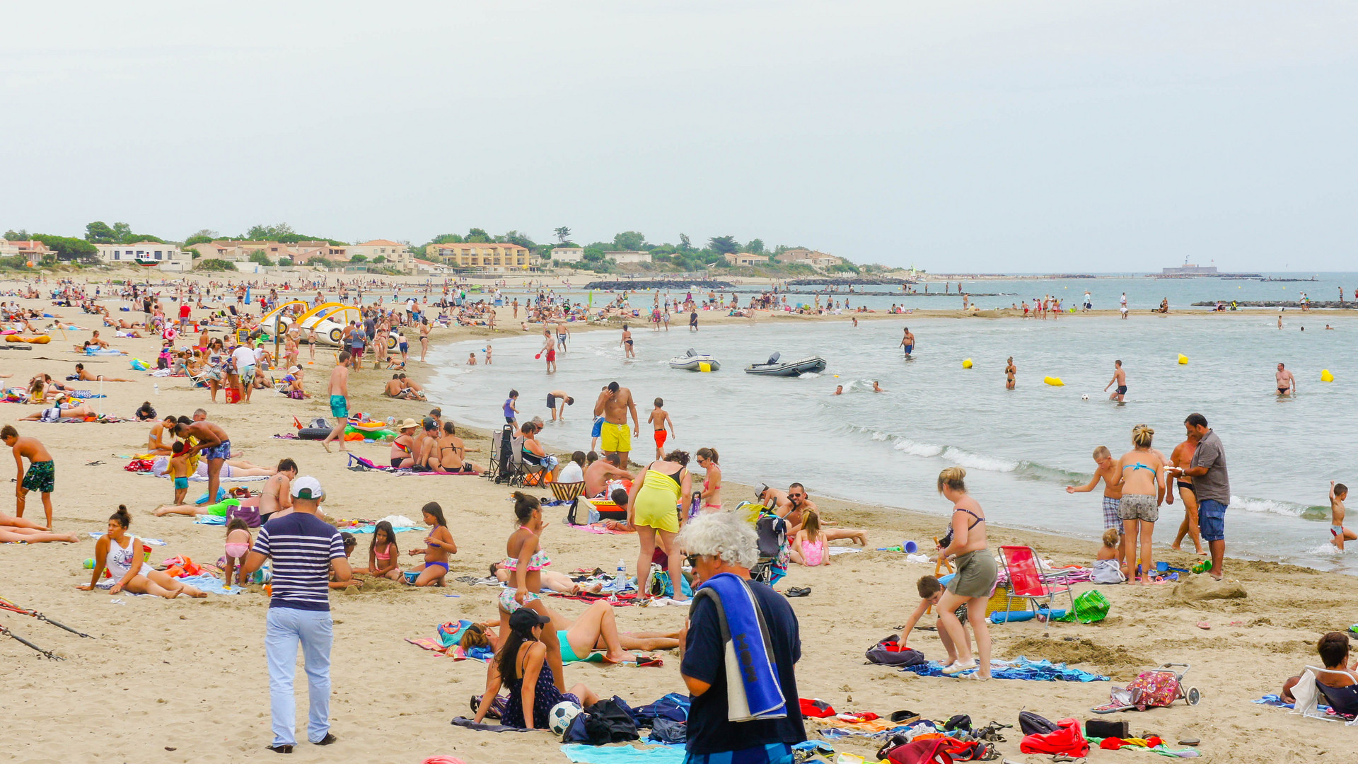 Wimmelbild: Strandleben