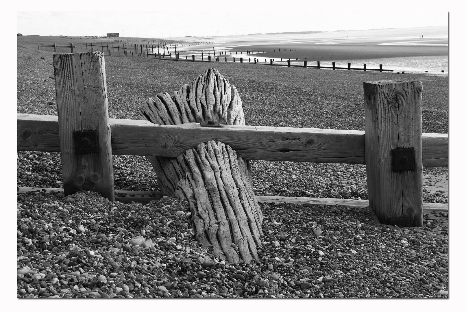 Winchelsea Beach . . . b/w