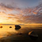 Wind, sun, water and stones