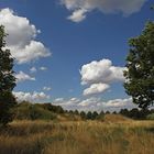 Wind treibt die Wolken