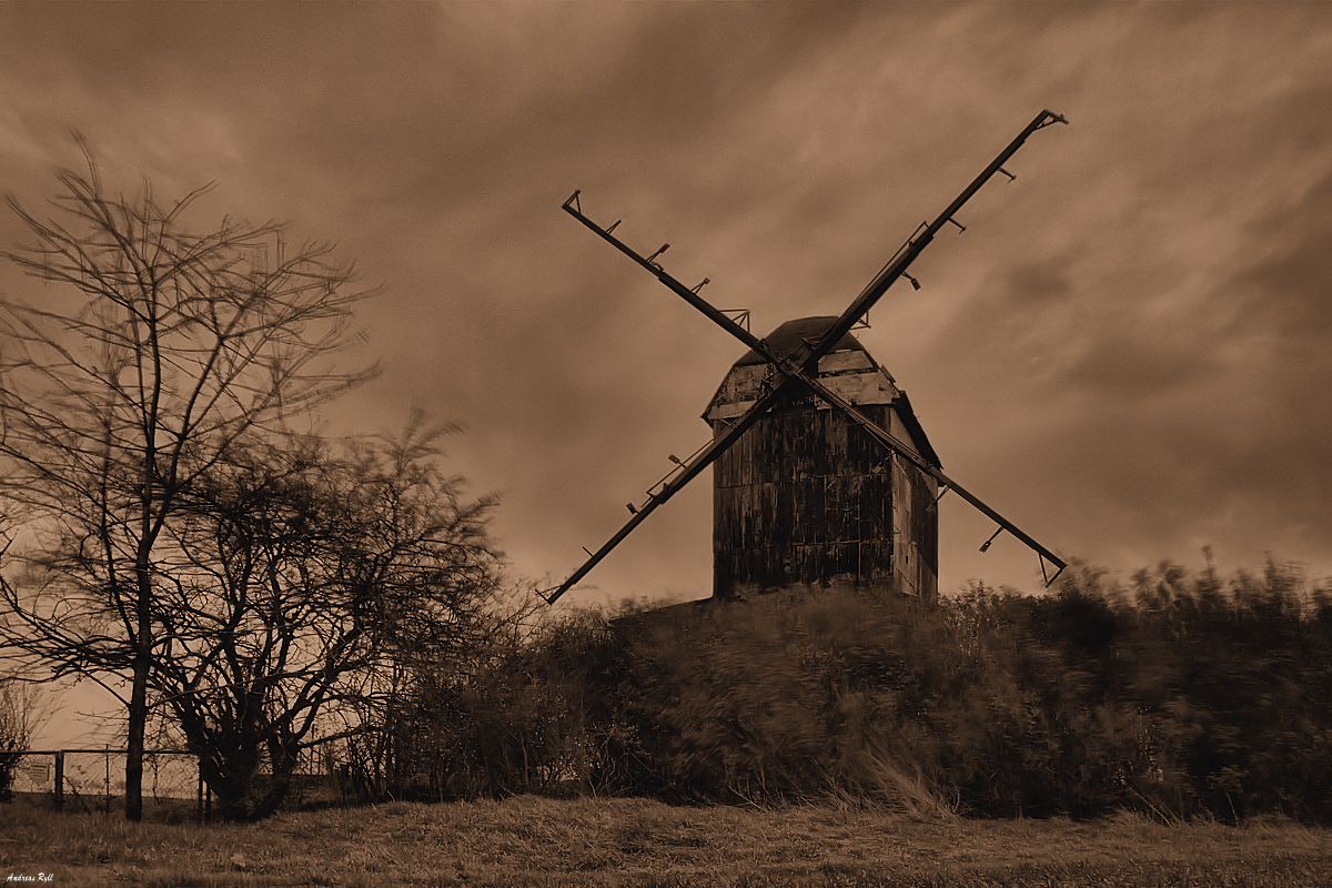Wind und Mühle