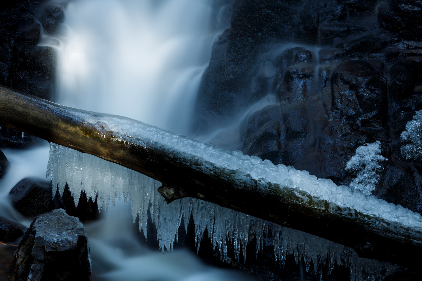 Windbergwasserfall im Winter