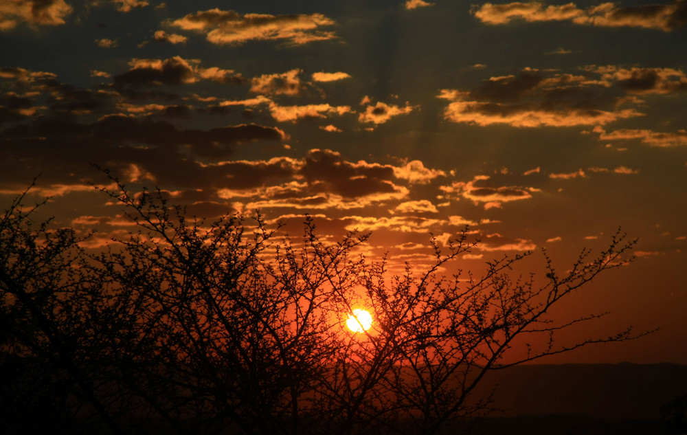 Windhoek, Namibia, Sonnenuntergang von Zoran Lukic 