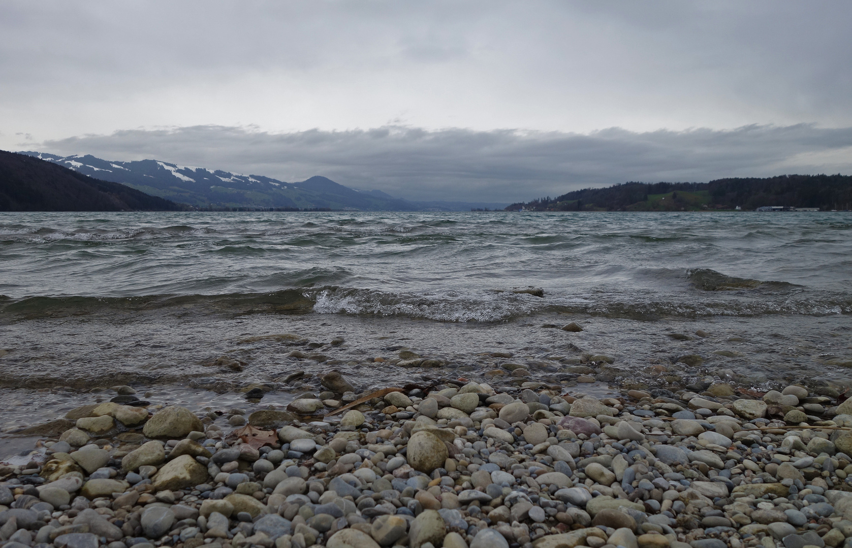 Windiges Wetter am Oberen Zürichsee