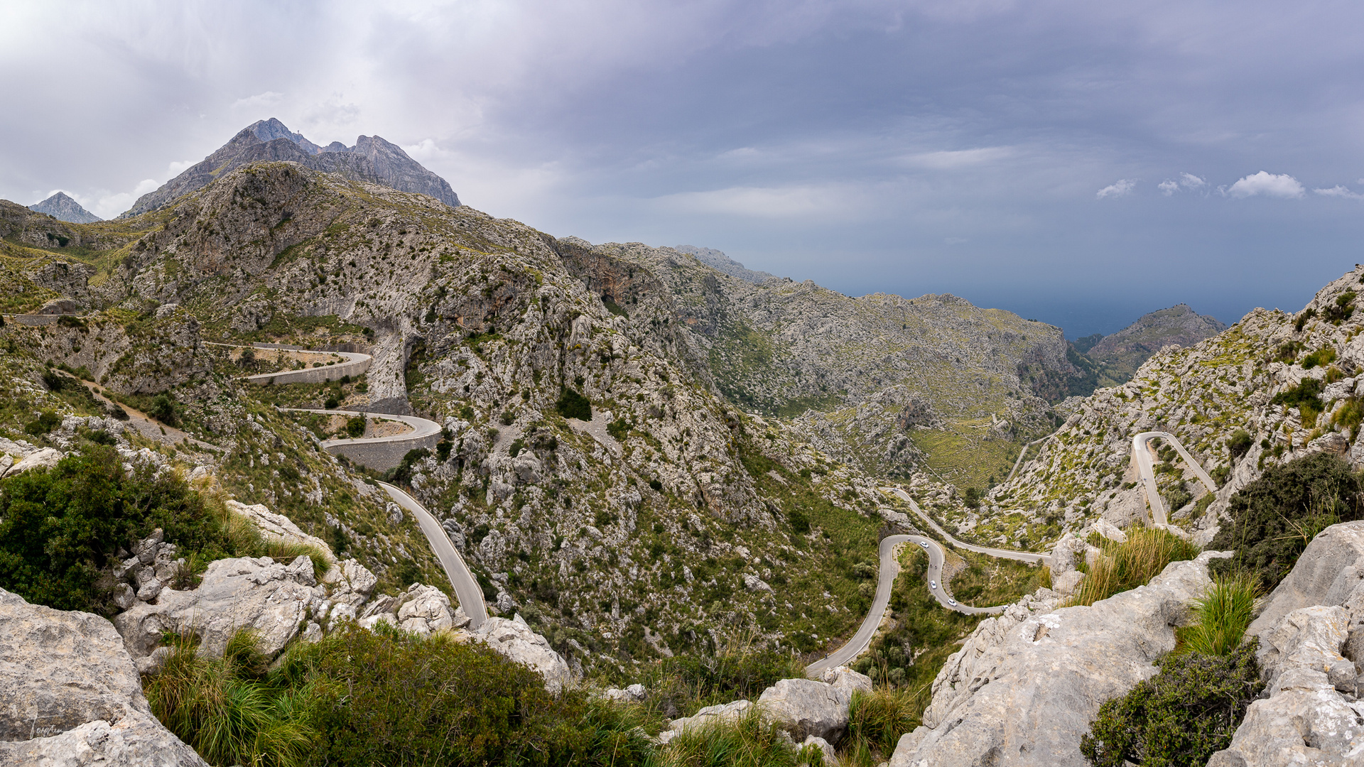 Winding road to Sa Calobra (Mallorca)