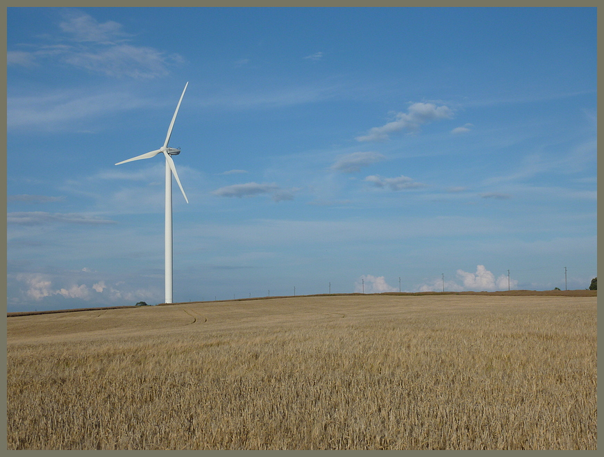 Windkraftanlage auf der Albhochfläche