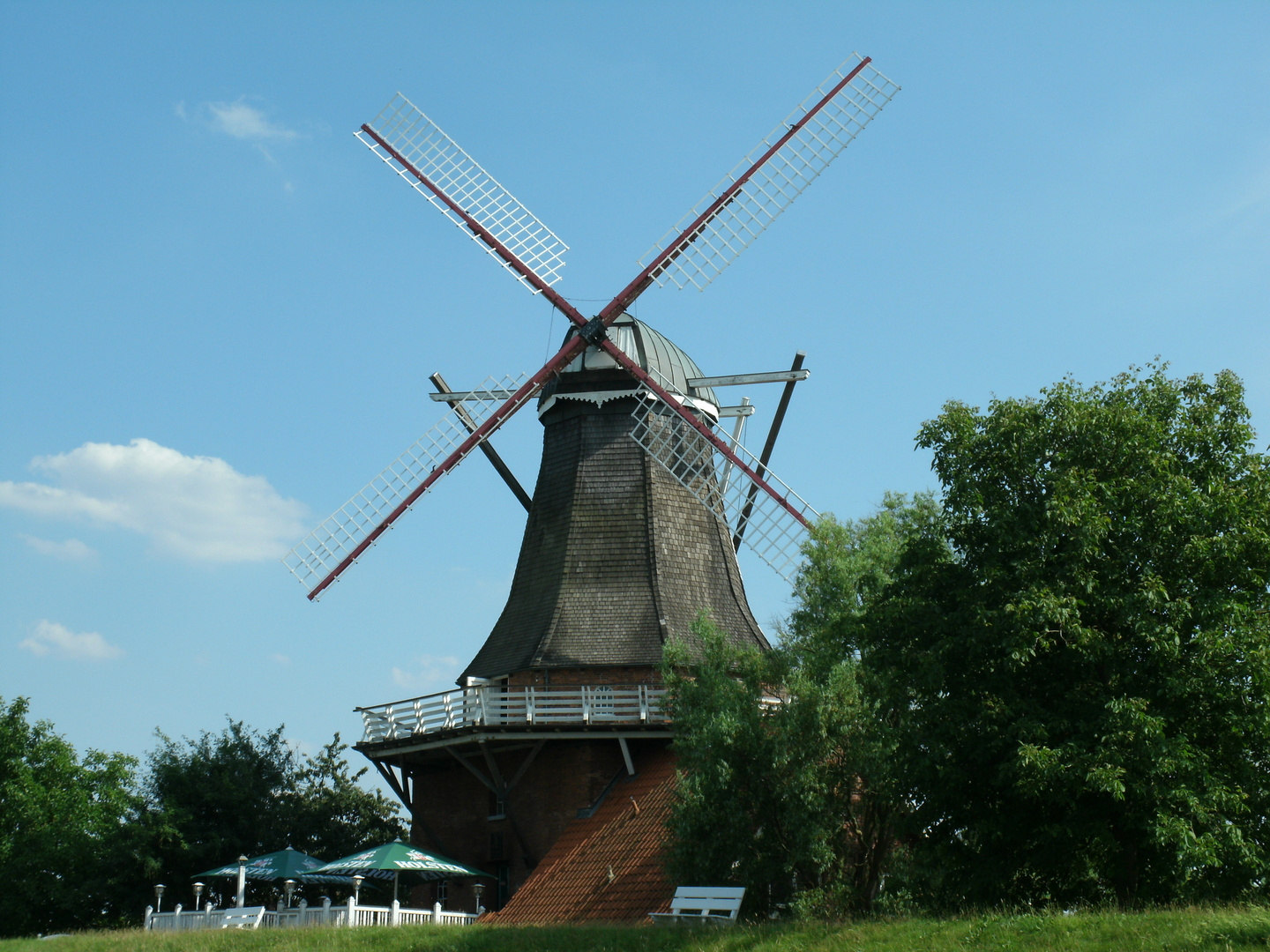 Windmuhle Altes Land Bei Stade Foto Bild Industrie Und Technik Muhlen Energietechnik Bilder Auf Fotocommunity
