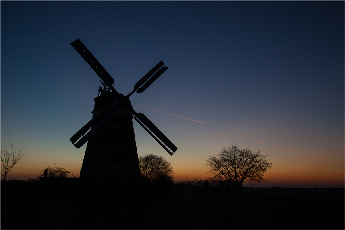 Windmühle am Abend