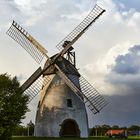 Windmühle "Auf der Höchte" (Hille, Kreis Minden-Lübbecke) bei Regenstimmung