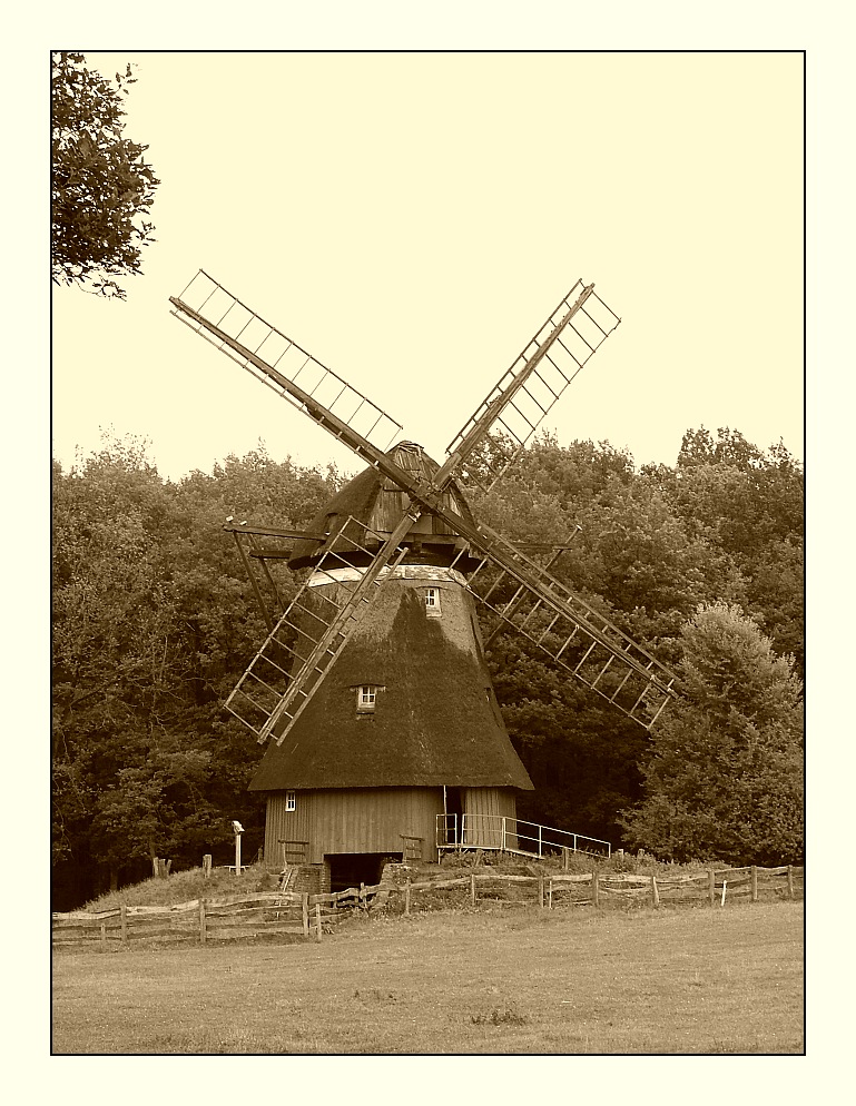 Windmühle aus vergangener Zeit