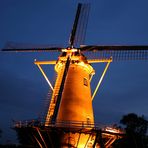 Windmühle bei Nacht