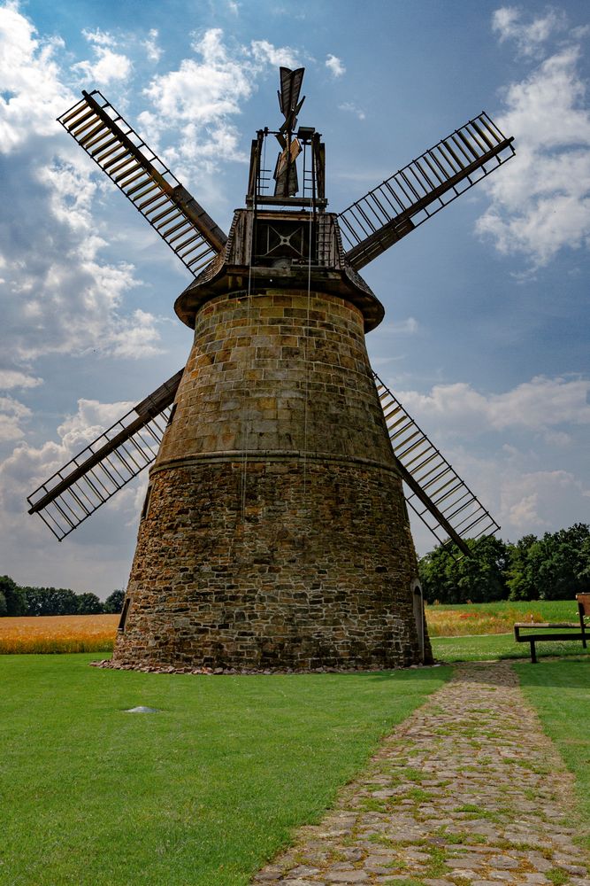 Windmühle Eisbergen ( Rückansicht )