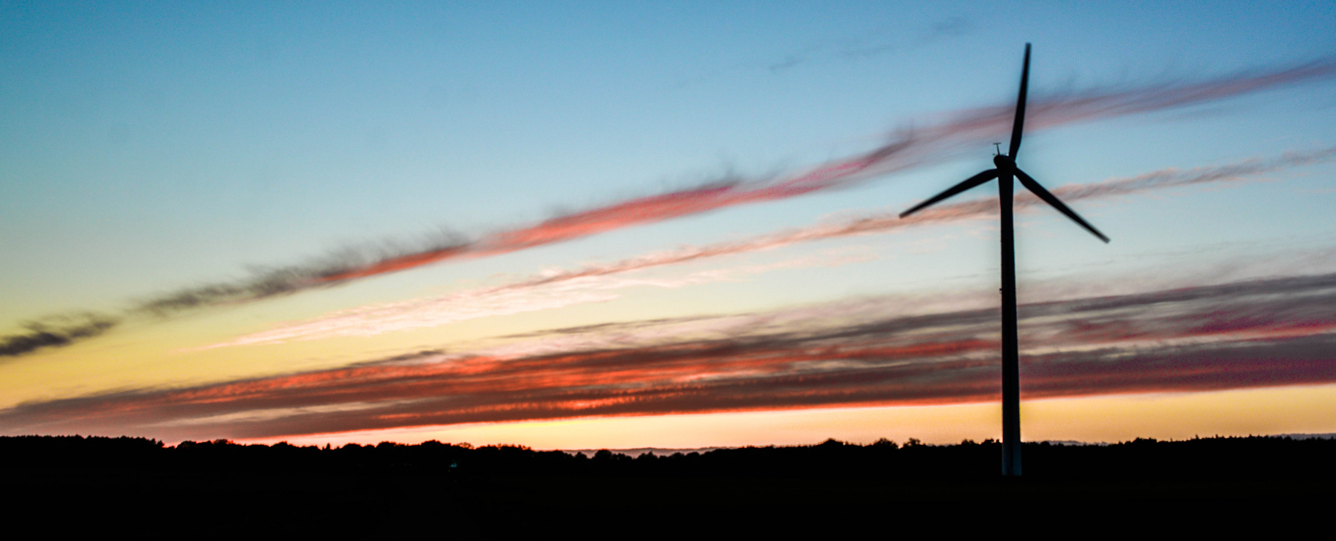 Windmühle im Abendrot