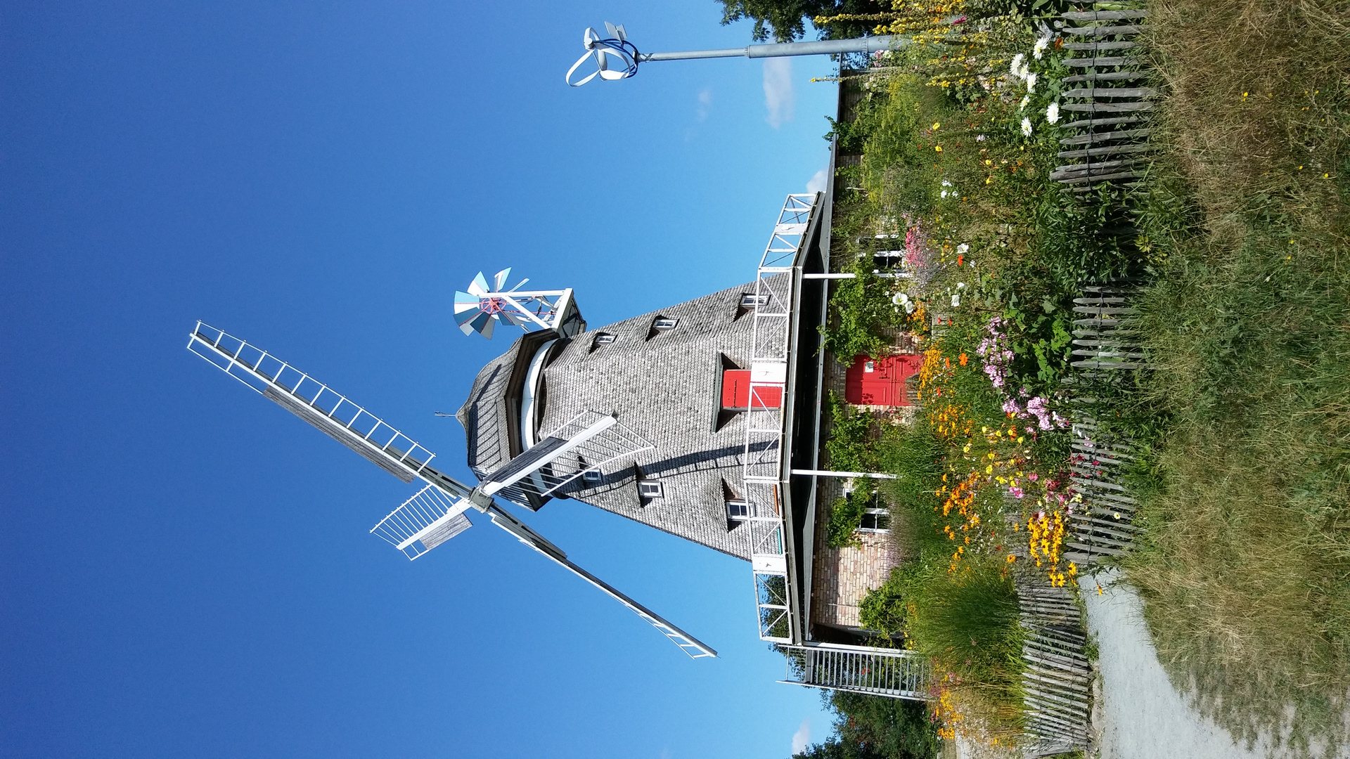 Windmühle im Blauen