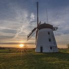 Windmühle im Sonnenuntergang