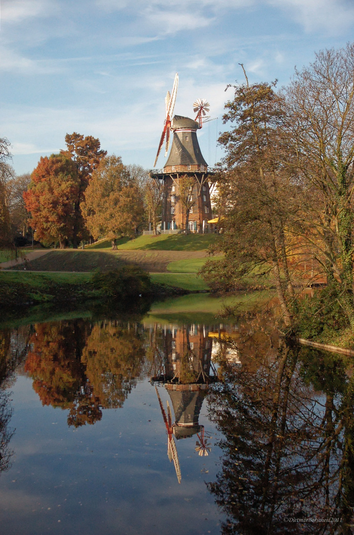 Windmühle im Spiegel