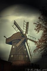 Windmühle in der Stadt