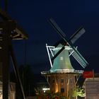 Windmühle in Papenburg bei Nacht