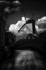 Windmühle nach dem Gewitter