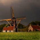 Windmühle und Gewitterstimmung